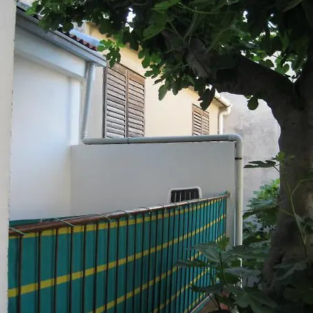 Apartment On Pag *