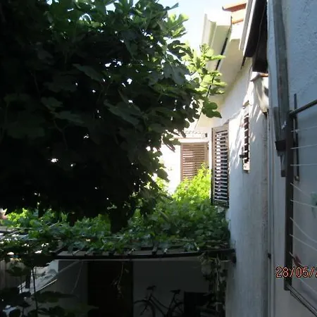 Apartment On Pag *